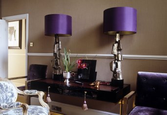 ULTRA VIOLET PANTONE2018 ULTRA VIOLET PANTONE2018